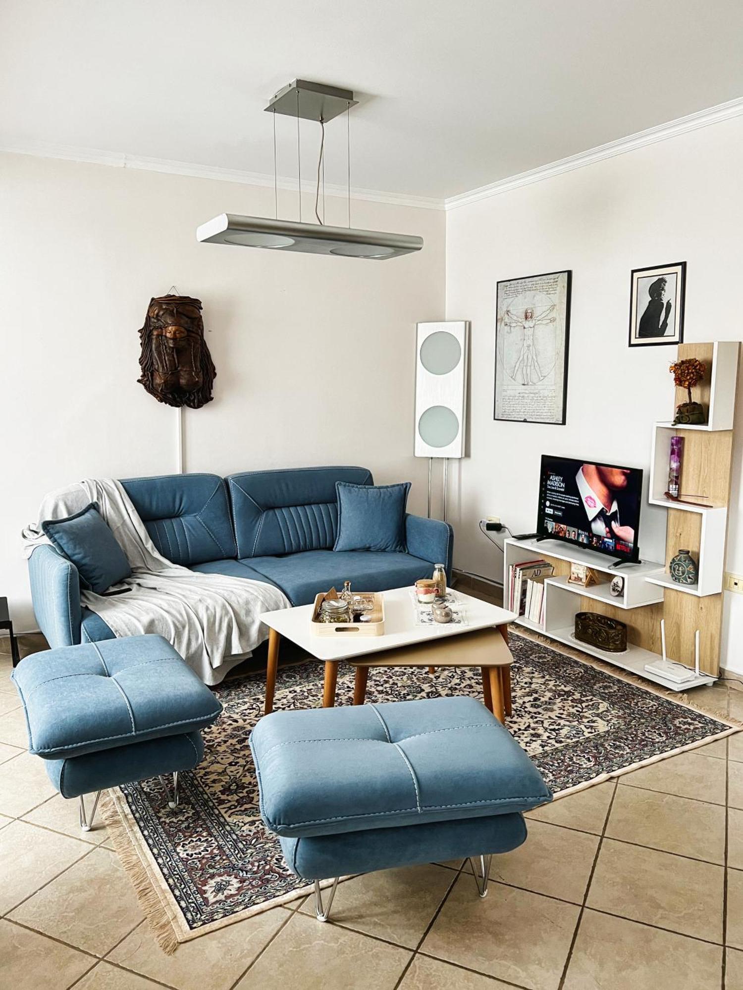 Sunny Central One-Bedroom Apartment Tirana Exterior photo